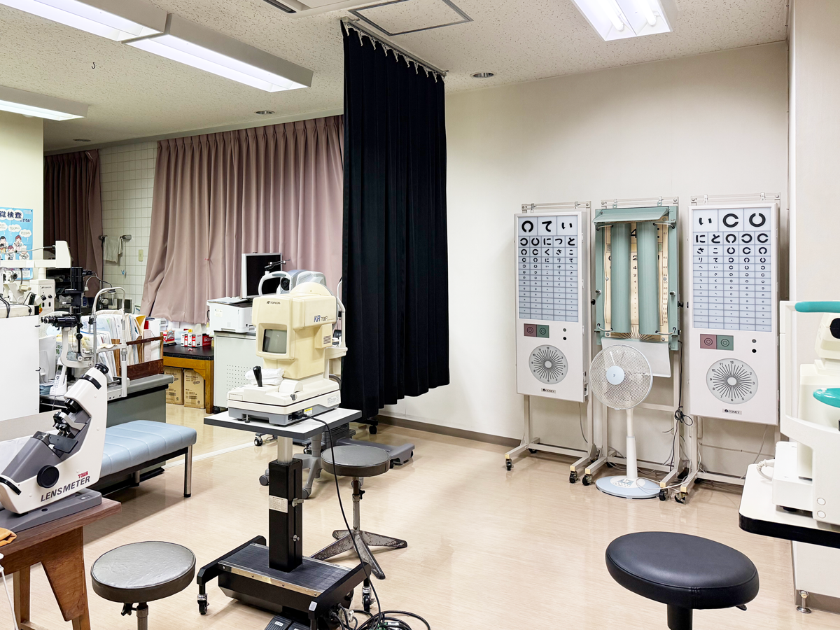 小岩 髙地眼科医院の診察室